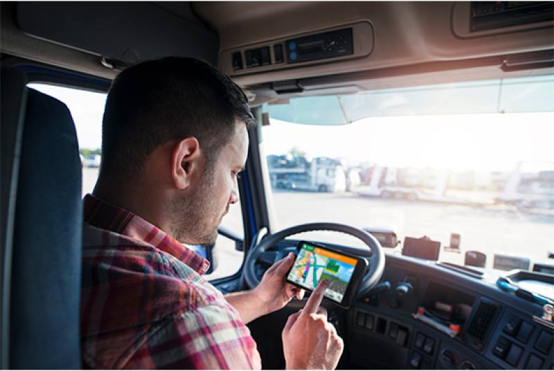 Cómo usar el GPS y evitar sanciones por distracción.