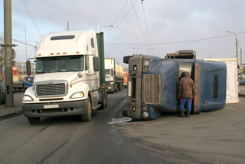 ¡Atención, troqueros!  Que deben hacer después de un accidente