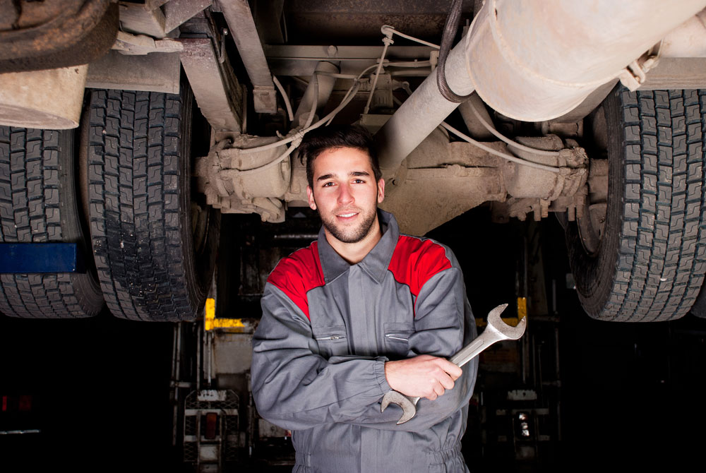 How to Find the Best Repair Shop for Your Truck